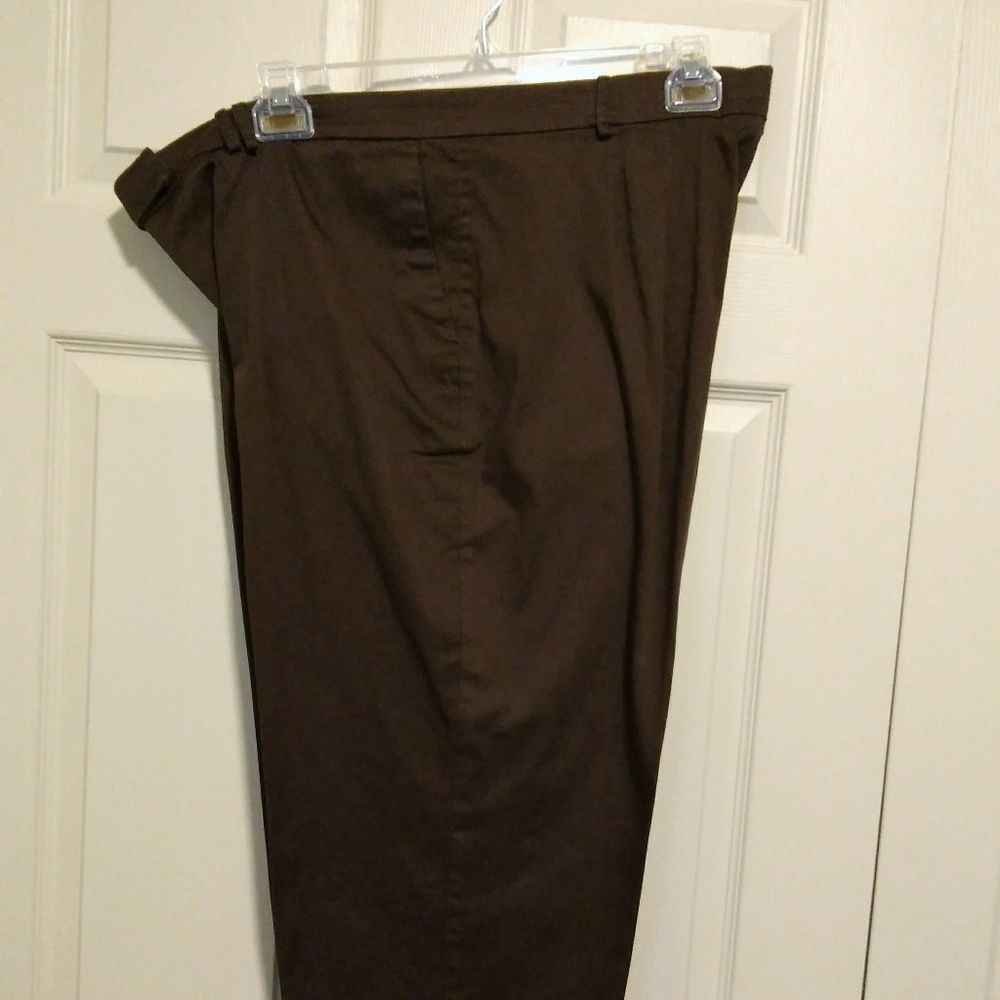 Women's Comfort Stretch Brown Capri's Size 18 W
